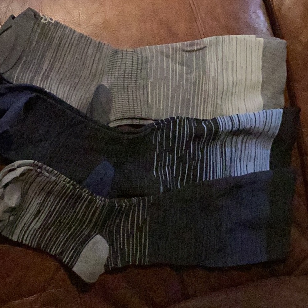 3 pack compression socks - Picture 2 of 5
